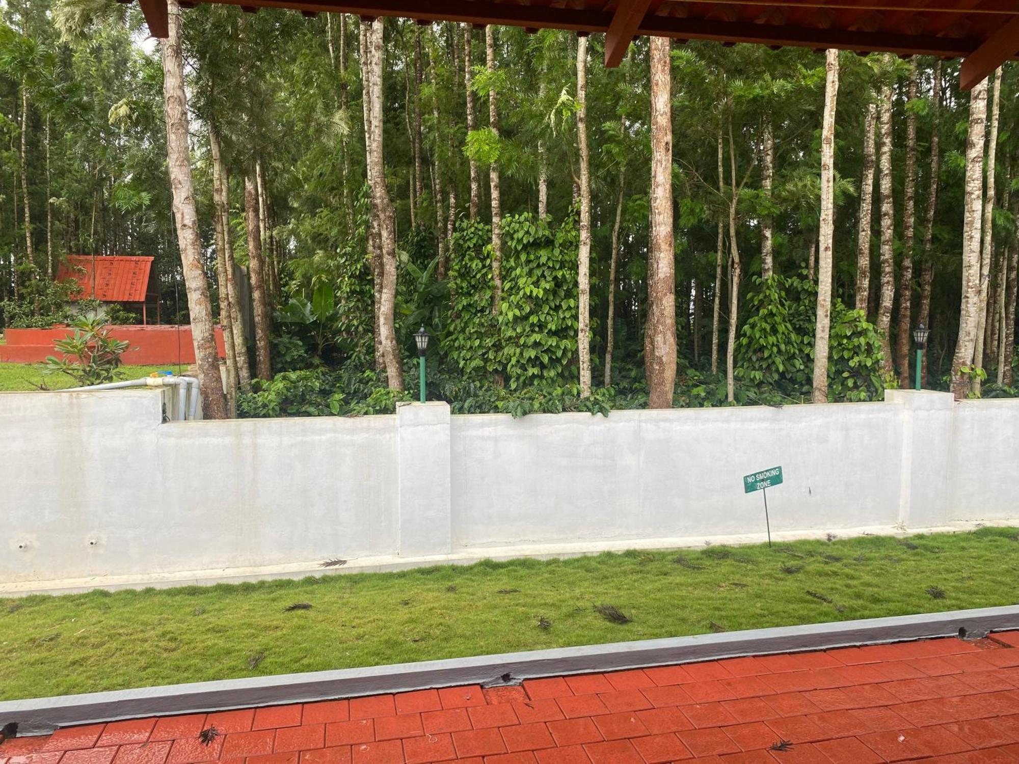 Bougain Villa Chikmagalūr Exterior foto